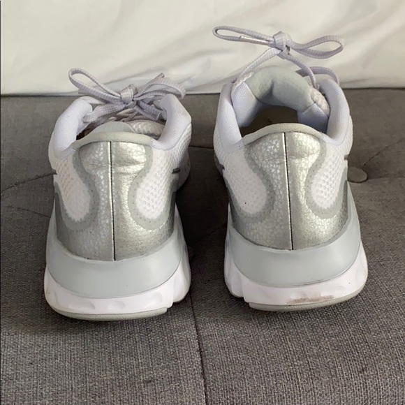 NWOT NIKE RENEW - Picture 2 of 5